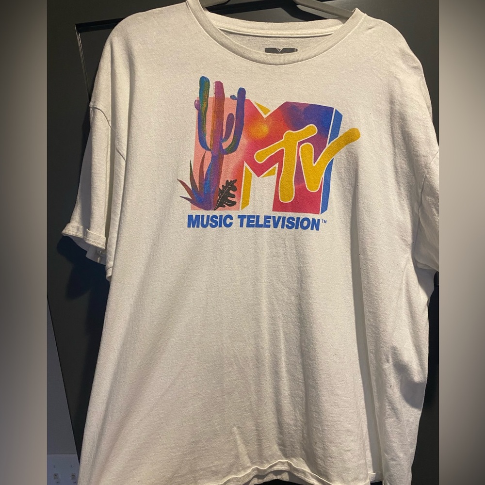 MTV shirt
